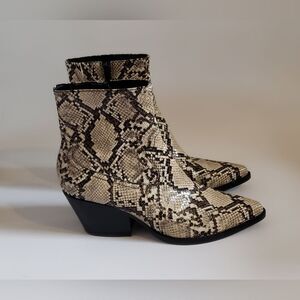 Jeffrey Campbell Kelam Women's Snake Print Boot Size 8